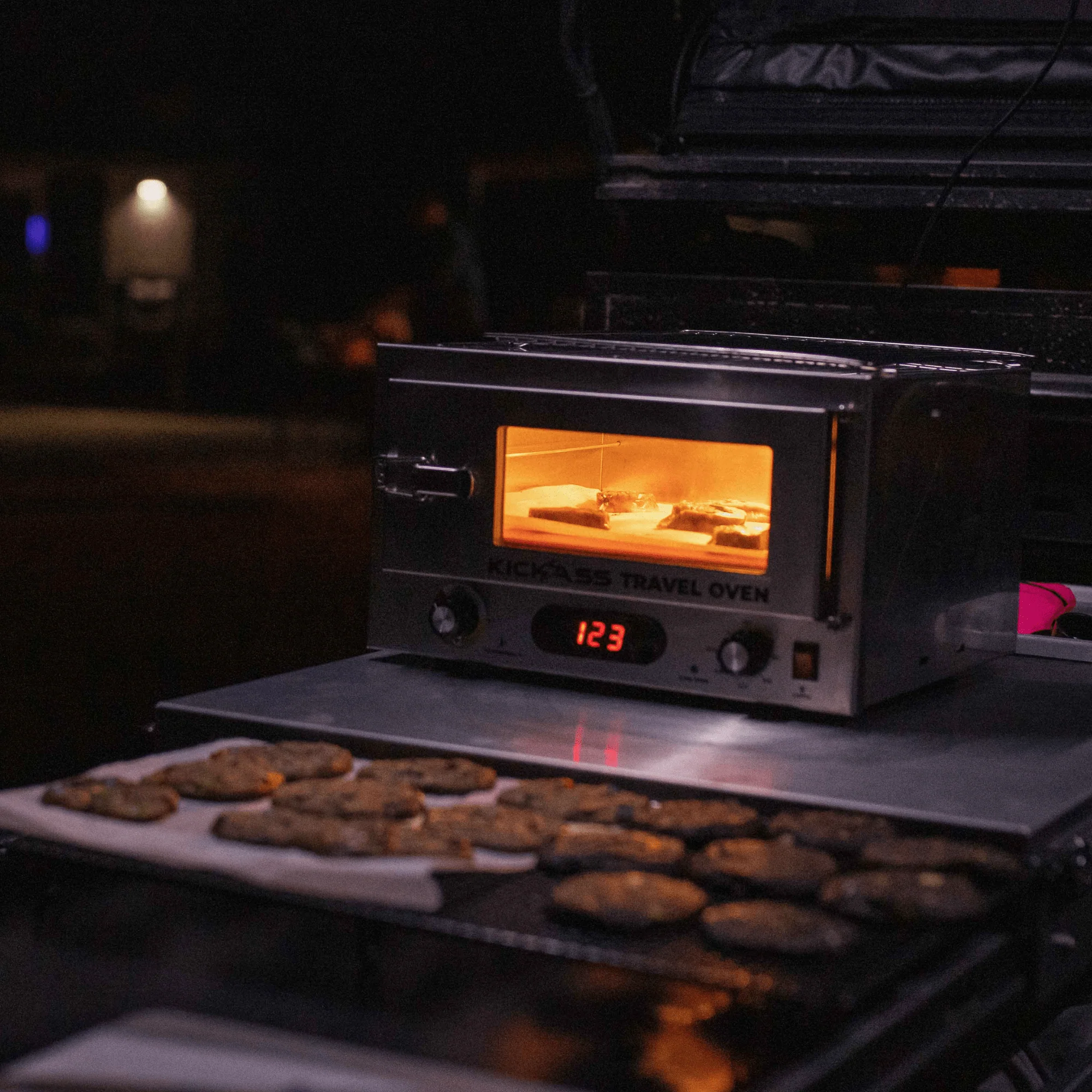 KickAss 12V 130W Portable Travel Oven with Glass Door & Thermometer - Image 4